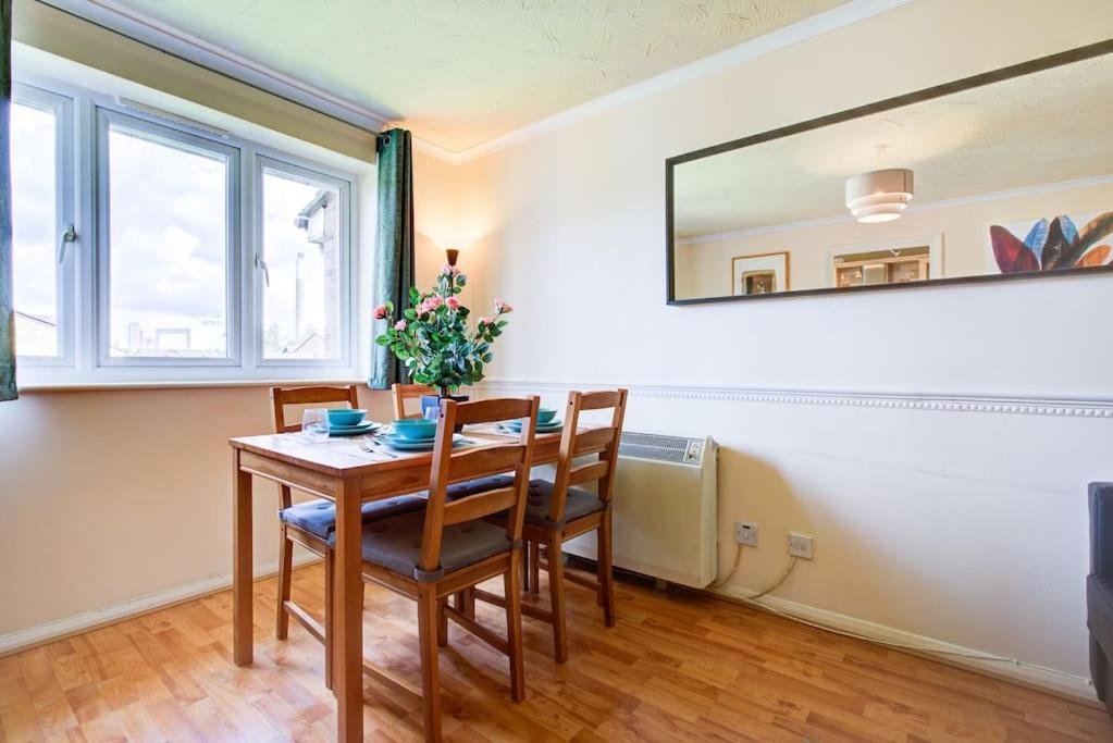 Apartamento Dalton Plaza Londres Exterior foto